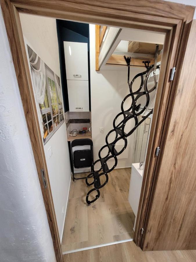 Micro Apartments 2,5 Qm - Najmniejsze Apartamenty Swiata 2,5 Mkw Краків Екстер'єр фото