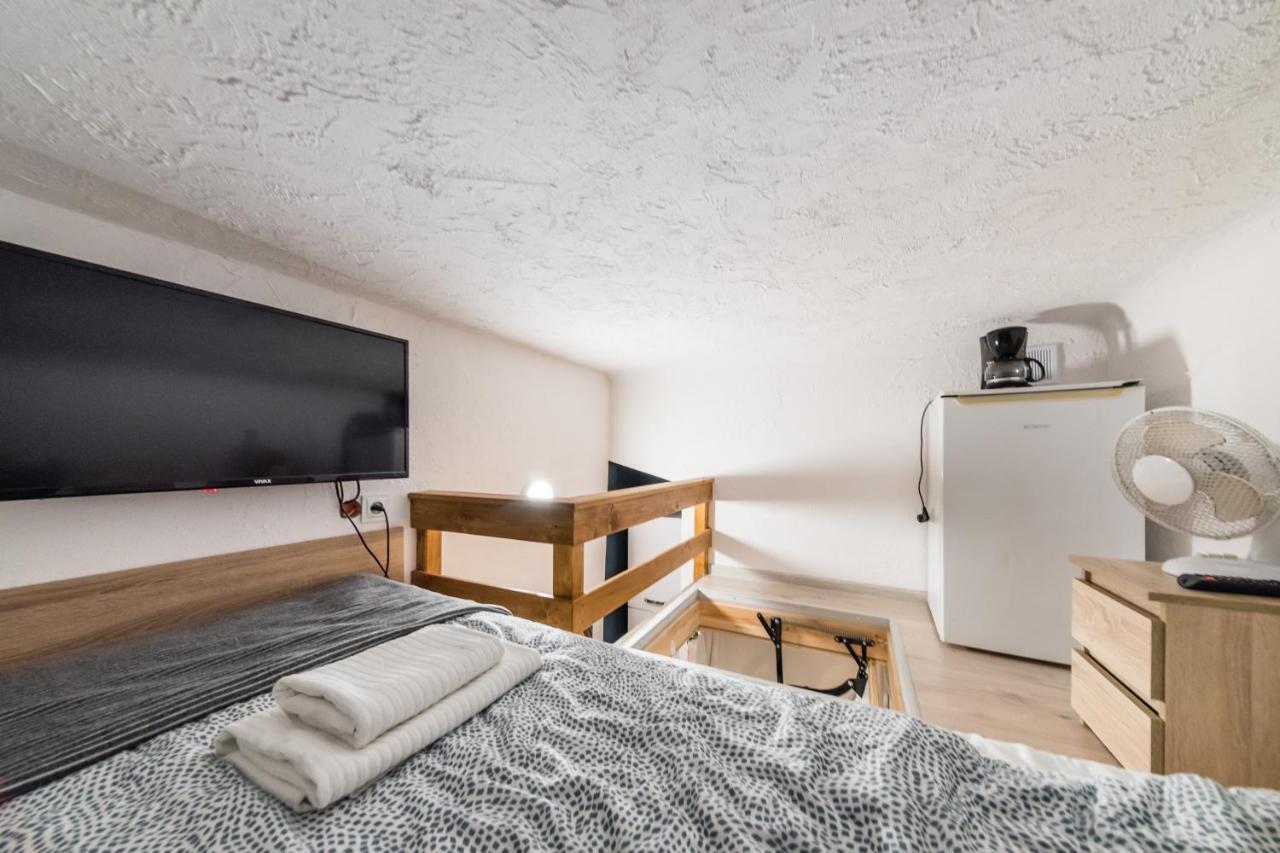 Micro Apartments 2,5 Qm - Najmniejsze Apartamenty Swiata 2,5 Mkw Краків Екстер'єр фото