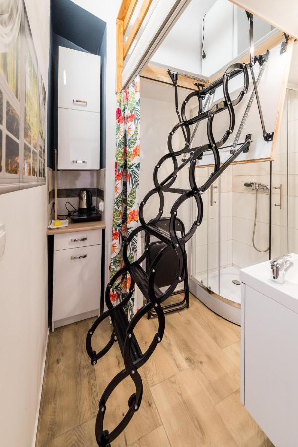 Micro Apartments 2,5 Qm - Najmniejsze Apartamenty Swiata 2,5 Mkw Краків Екстер'єр фото