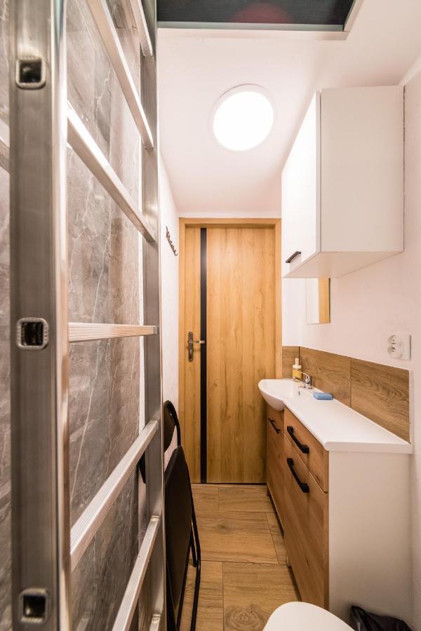 Micro Apartments 2,5 Qm - Najmniejsze Apartamenty Swiata 2,5 Mkw Краків Екстер'єр фото